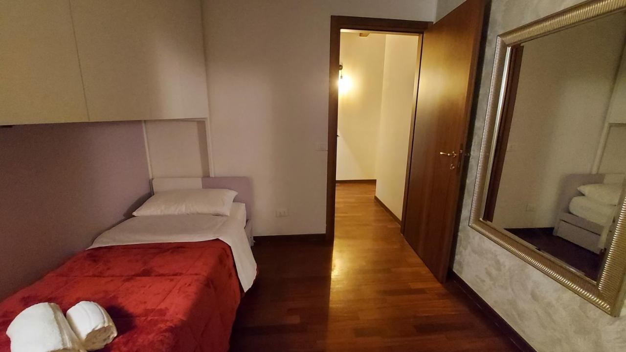 Marconi - Porta Leoni Apartment